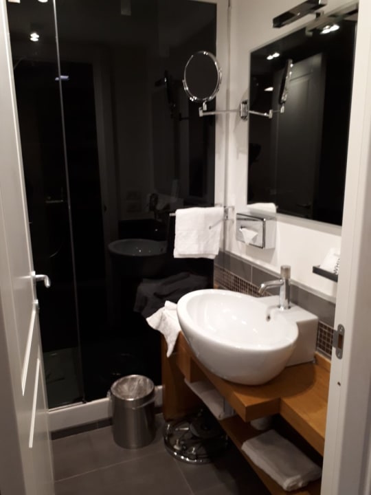 Zimmer The Telegraph Suites