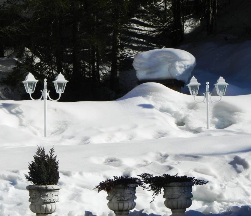 Eine Schneeoase Sonklarhof