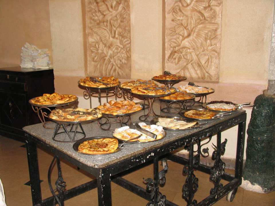 Ein Teil des Buffet  Pickalbatros Aqua Park Resort - Hurghada