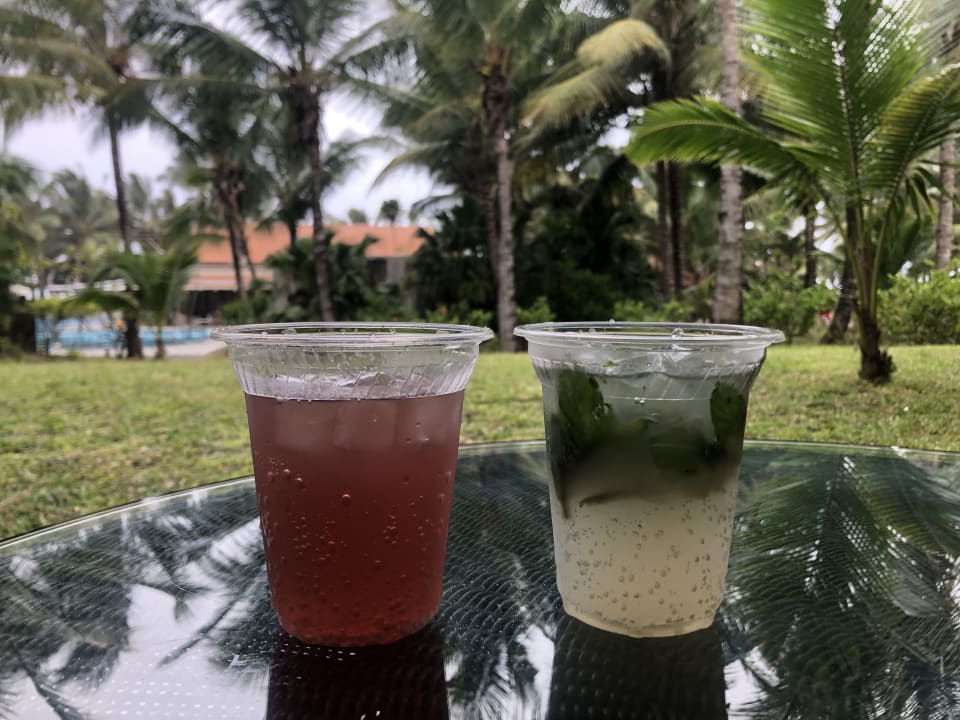 Gastro Crystals Beach Resort Belle Mare, a member of Radisson Individuals