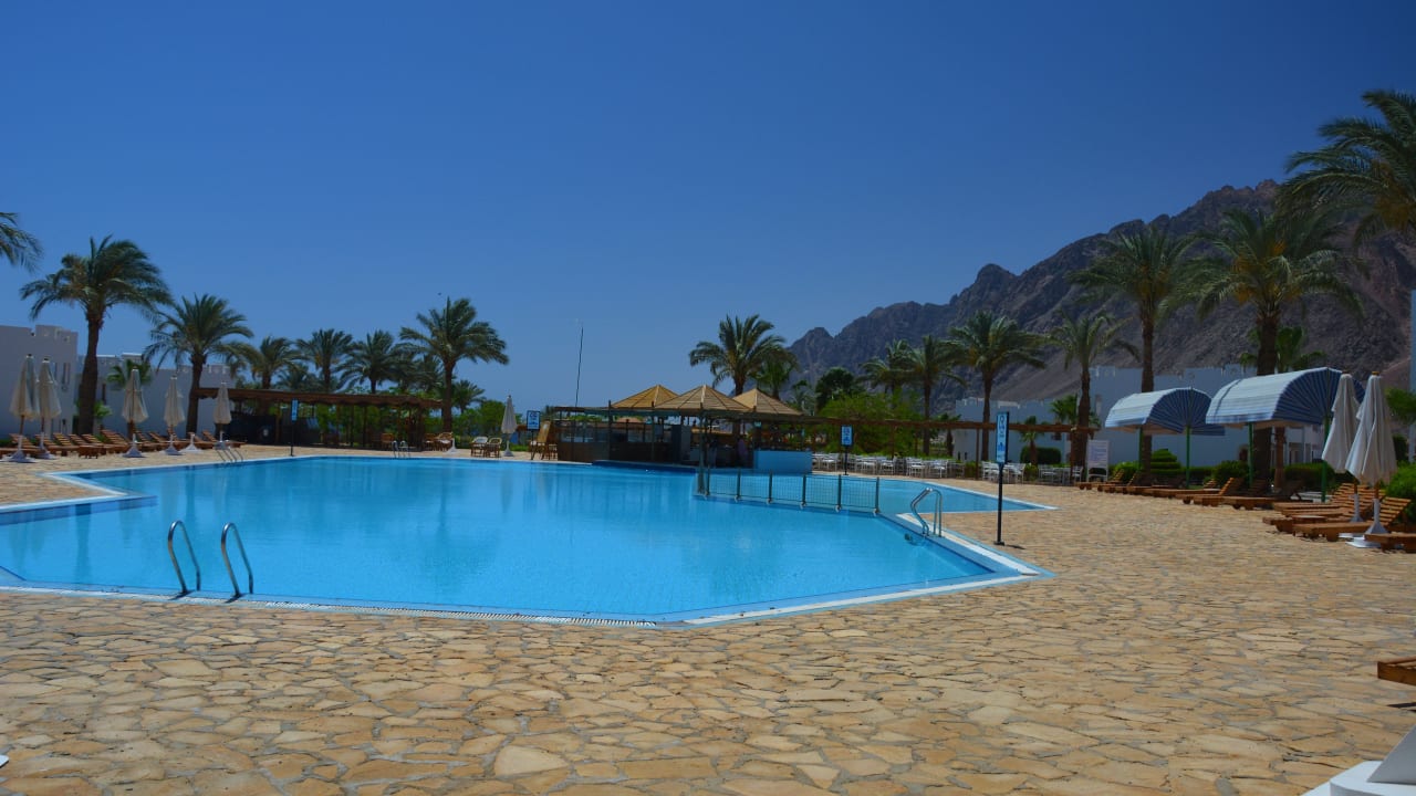 Pool Happy Life Village