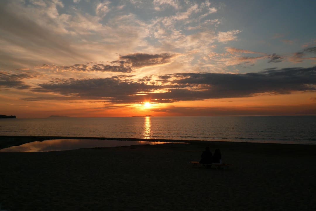 Schöner Sonnenuntergang  Acharavi Beach Hotel