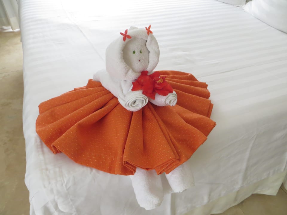 Täglich schöne Figuren auf dem Bett Viva Azteca by Wyndham - All Inclusive Resort