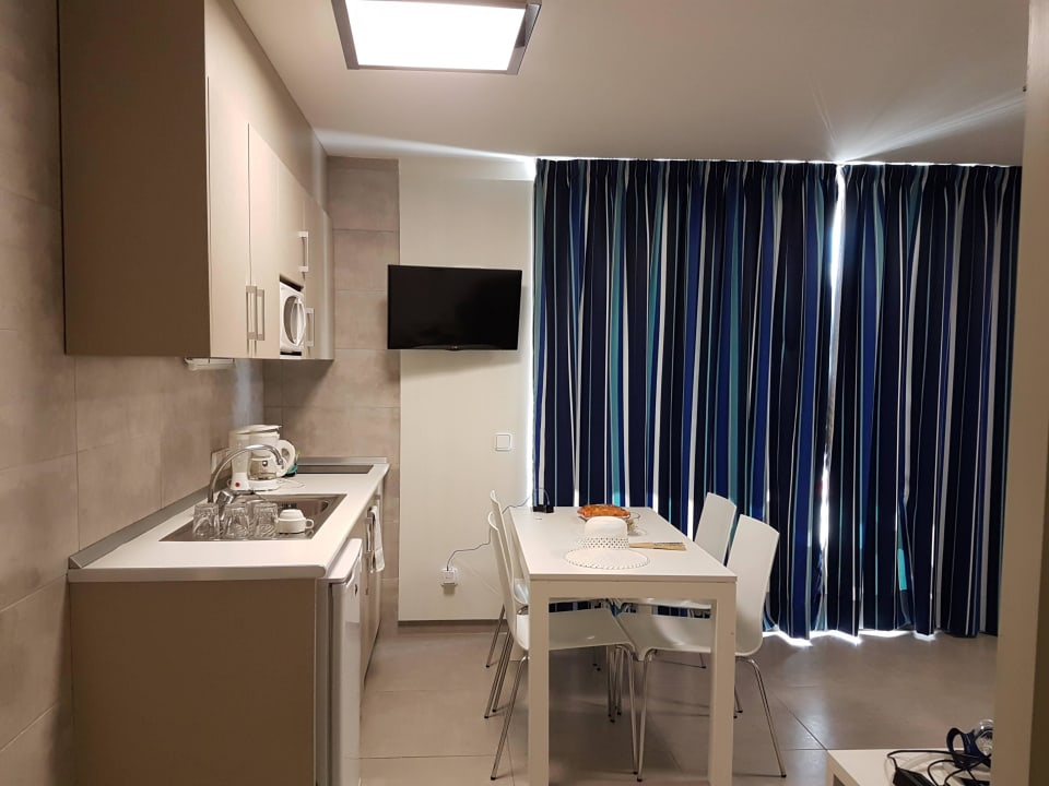 Wohnraum mit Küchenzeile HSM Lago Park