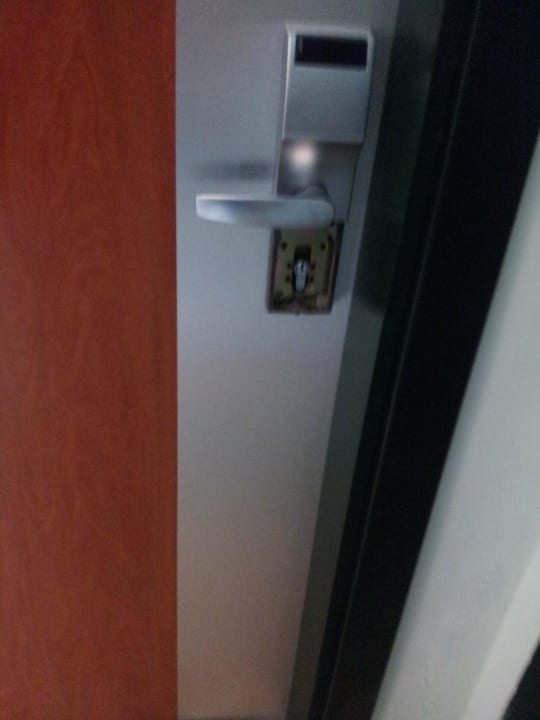 Türschloß Petunya Beach Resort