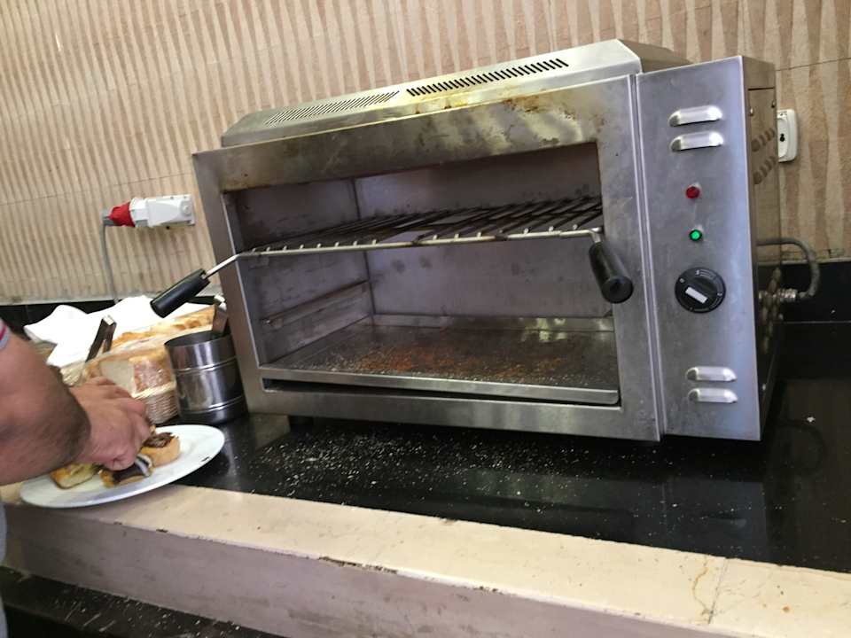 Hygiene, weit gefehlt Pickalbatros Alf Leila Wa Leila Resort - Neverland Hurghada