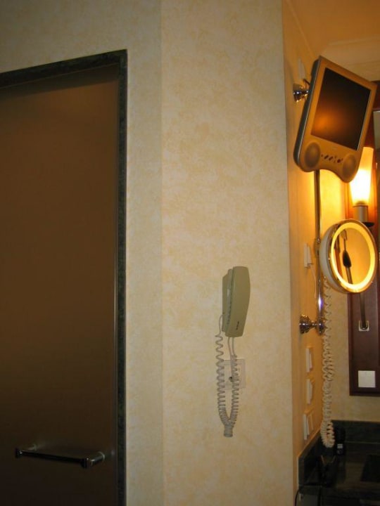 Juniorsuite 368 Bad mit TV The St. Regis Mardavall Mallorca Resort