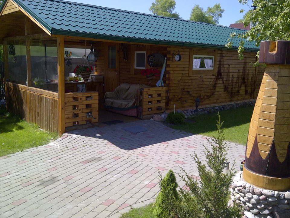 Двор Guesthouse Melon