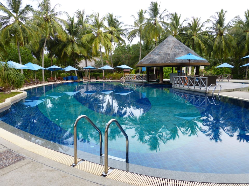 Pool im Inselinneren Bandos Maldives