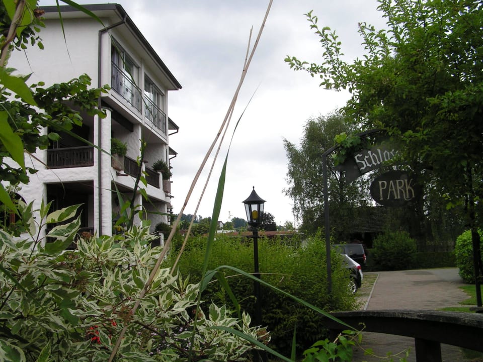 Schloss-Hotel in Merlischachen. Schloss-Hotel