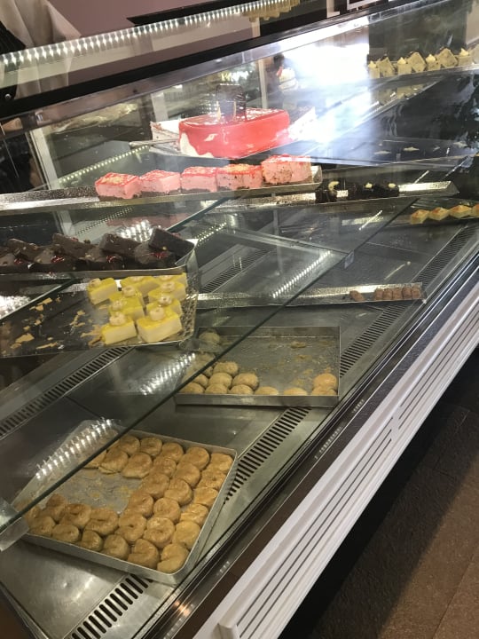 Kuchen und Kaffee oder Tee  Limak Lara Deluxe Hotel & Resort