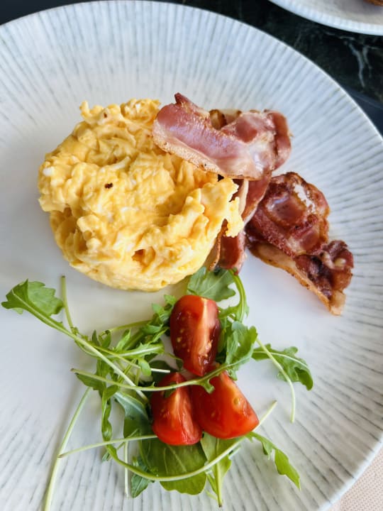 Gastro Vivid Blue Serenity Resort