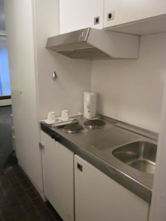 Kochnische First Euroflat Hotel