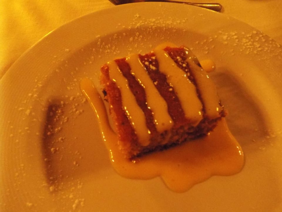 Abendessen: Dessert Palmwag Lodge