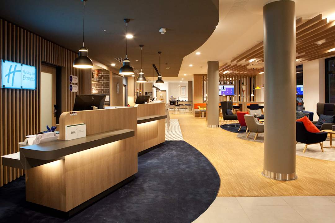 Lobby Holiday Inn Express - Remscheid