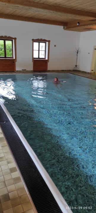 Pool Alm- & Wellnesshotel Alpenhof