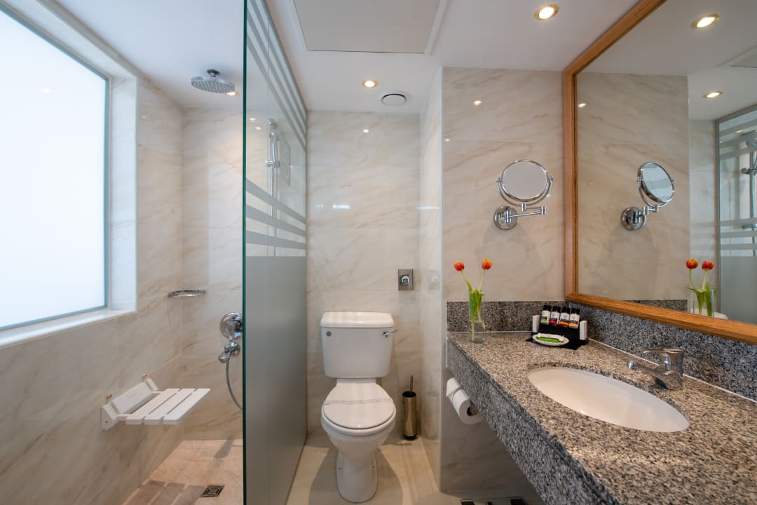 Zimmer Constantinou Bros Athena Beach Hotel