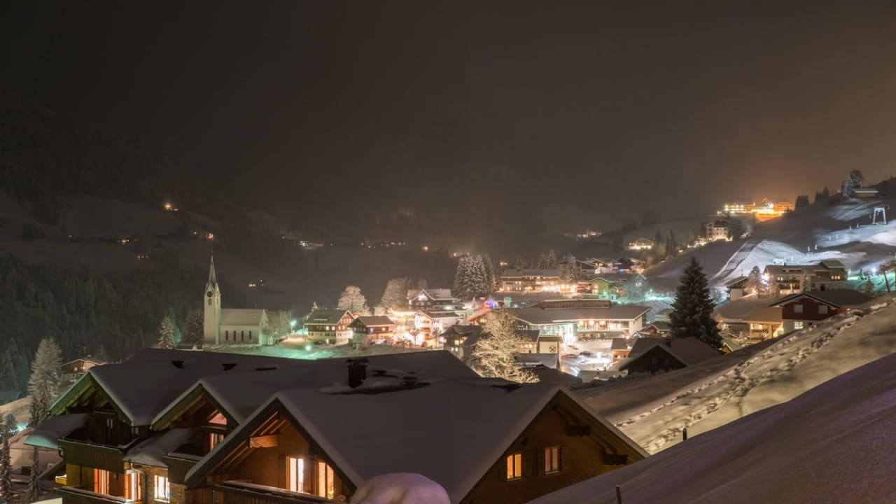 Hirschegg bei Nacht Haus Himmelreich