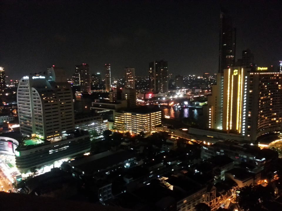 VIEW AT NIGHT 2.0 Hotel Lebua At State Tower