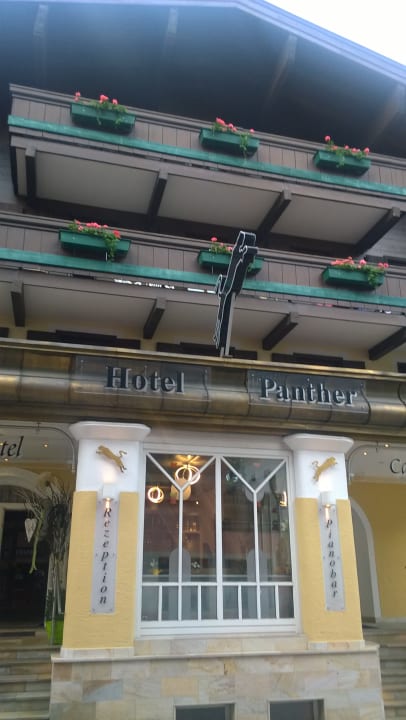 Außenansicht Hotel Panther'A