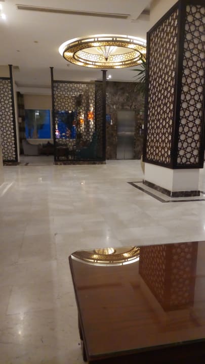 Lobby Royal Star Beach Resort