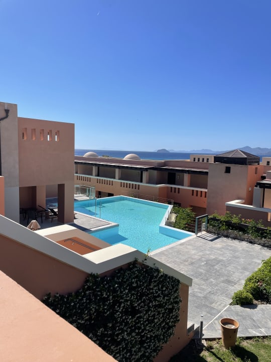 Pool Atlantica Belvedere Resort