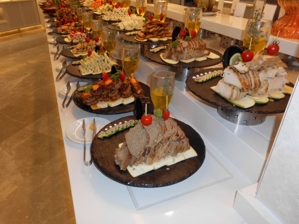 Gastro Iz Flower Side Beach Hotel
