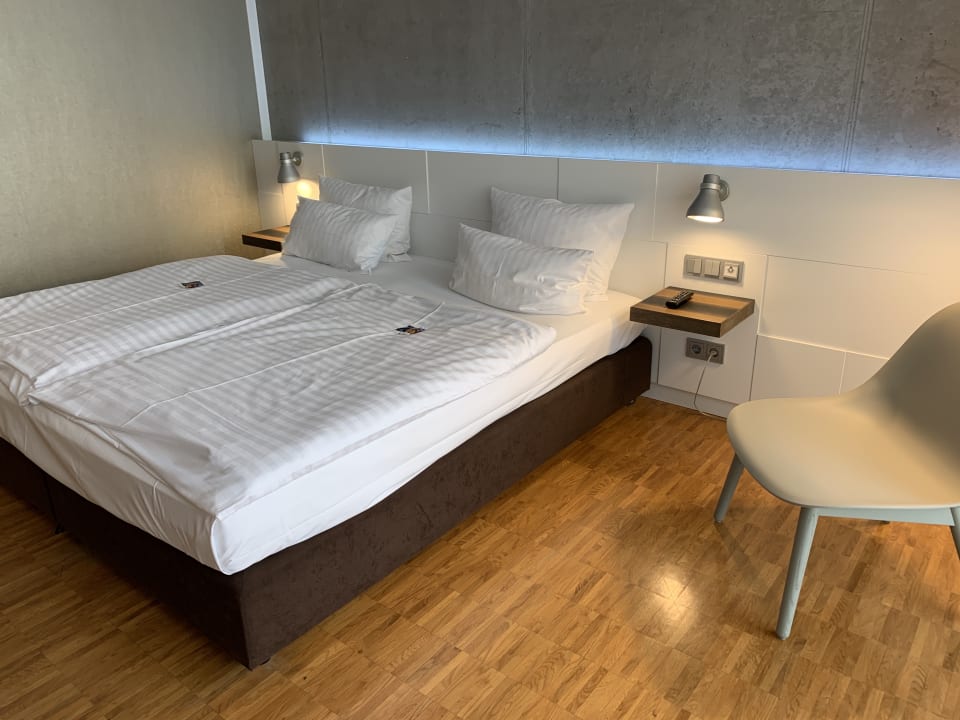 Zimmer Factory Hotel