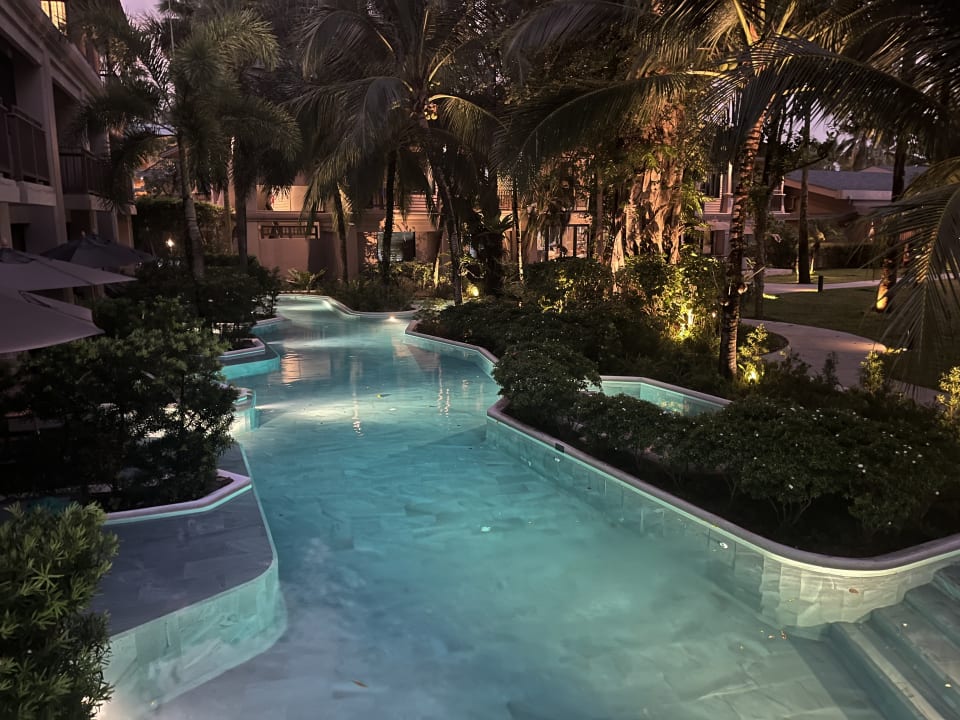 Pool La Flora Khao Lak