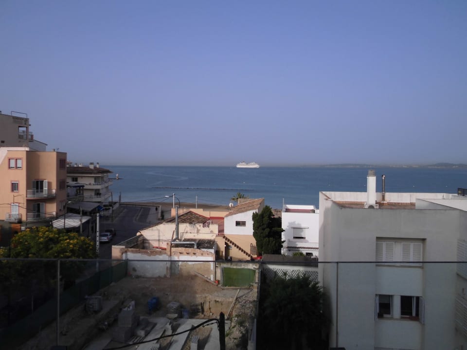 Balkon mit Glas UR Hotel Portofino