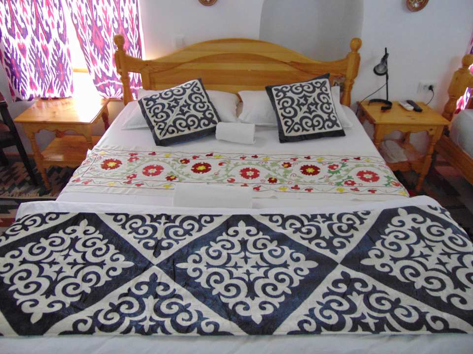 Zimmer Madrasah Polvon-Qori Boutique