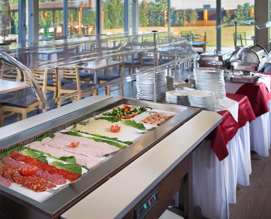 Gastro Hotel Aura Design & Garden Pool