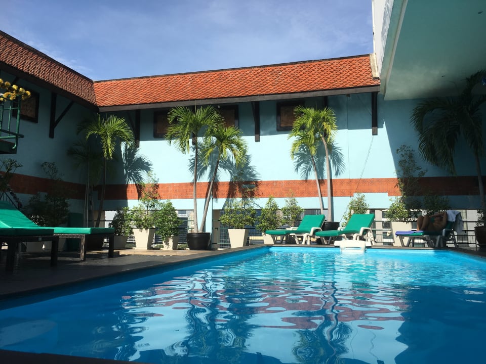 Pool Pinnacle Lumpinee Park Hotel