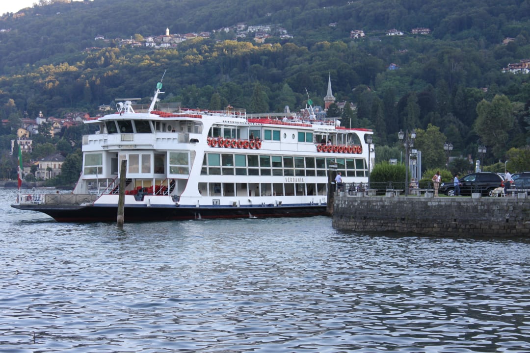 Die Fähre zu den borromäischen Inseln Grand Hotel Dino