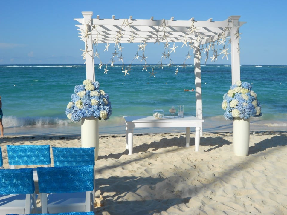 Traualtar am Strand Hotel Grand Palladium Palace Resort, Spa & Casino