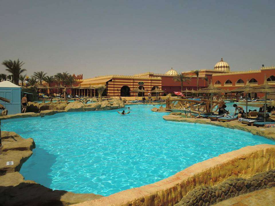 Hauptpool Pickalbatros Alf Leila Wa Leila Resort - Neverland Hurghada