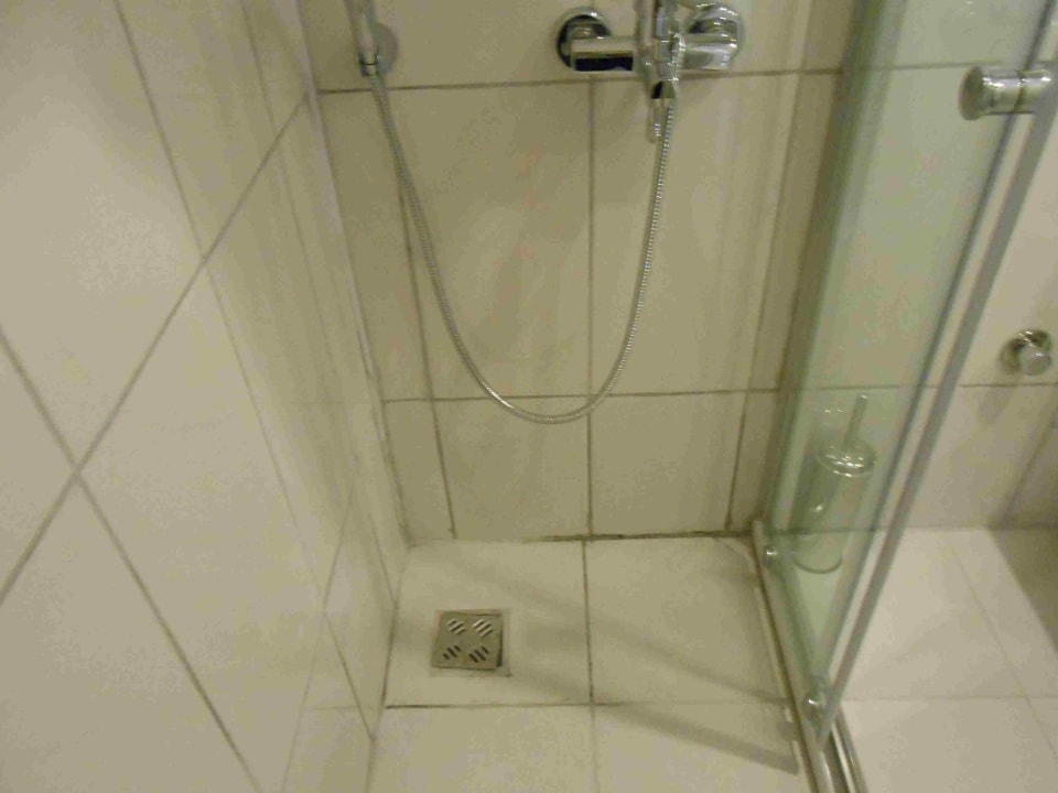 Enge Dusche Ramada Resort by Wyndham Side