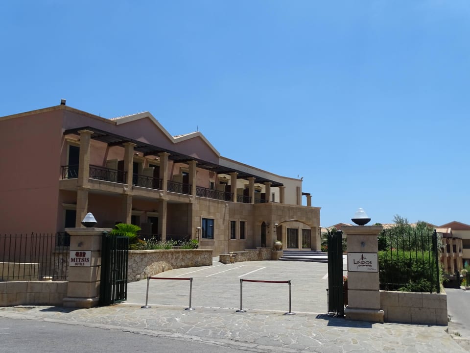 Eingangsbereich Lindian Dream Seaside Resort