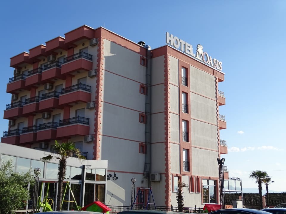 Außenansicht Hotel Oasis