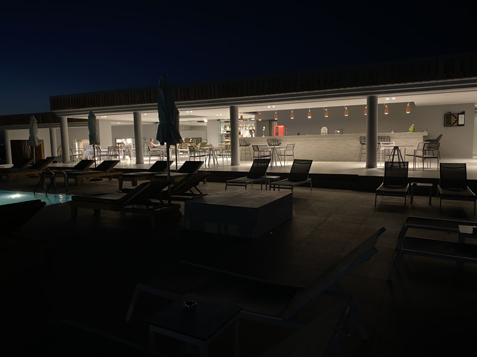 Gastro Harmony Crest Resort & Spa