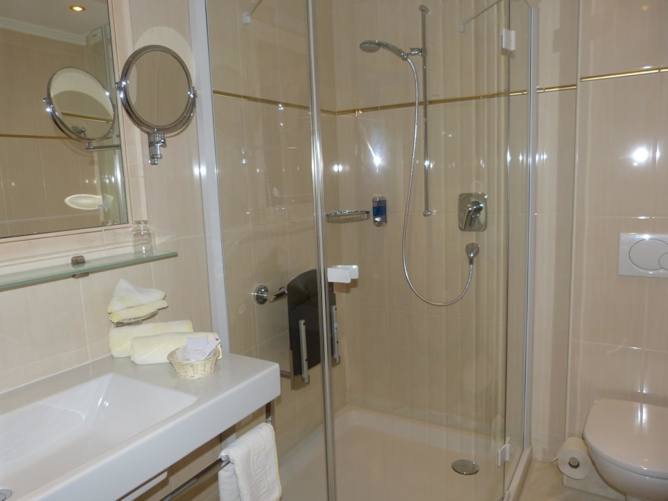 Dusche mit WC Hotel Auffacher Hof