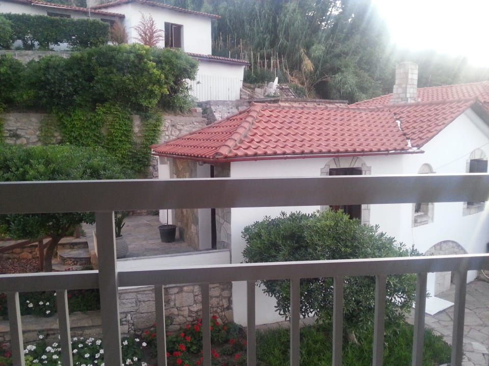 Вид и балкона Ammon Zeus Luxury Beach Hotel