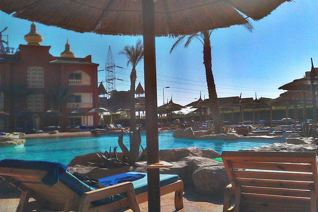Hintere Poolanlage Pickalbatros Alf Leila Wa Leila Resort - Neverland Hurghada