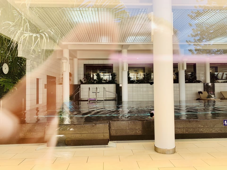 Pool Amathus Beach Hotel Limassol