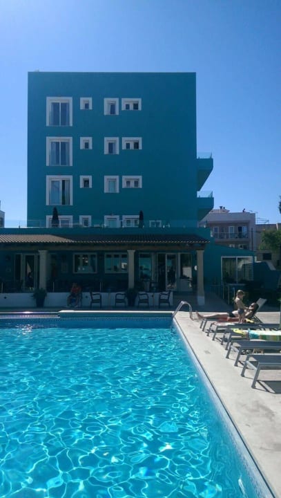 Pooltime UR Hotel Portofino