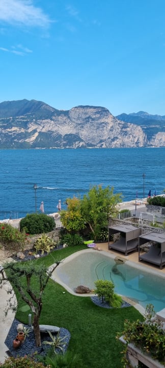 Pool Lake Front Hotel Brenzone