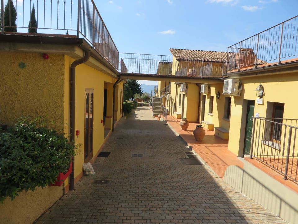 Anlage Fattoria Degli Usignoli - Hotel & Residence