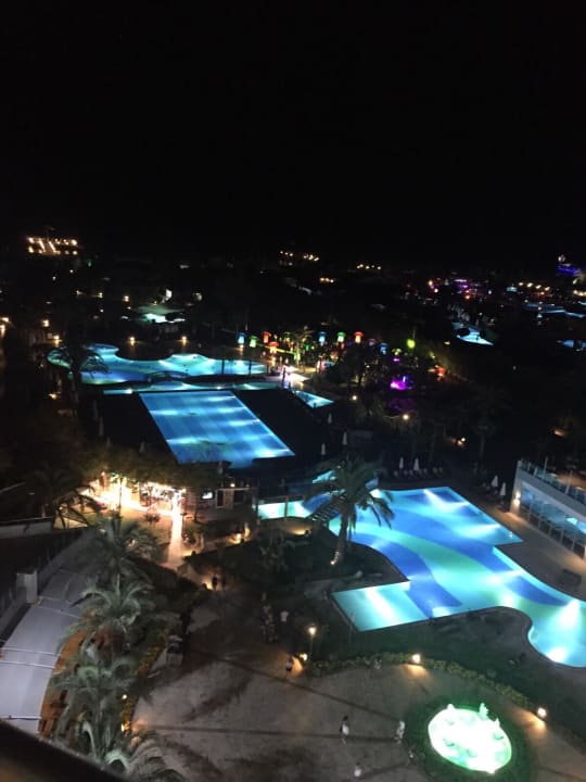 Pool am Abend Sherwood Exclusive Lara