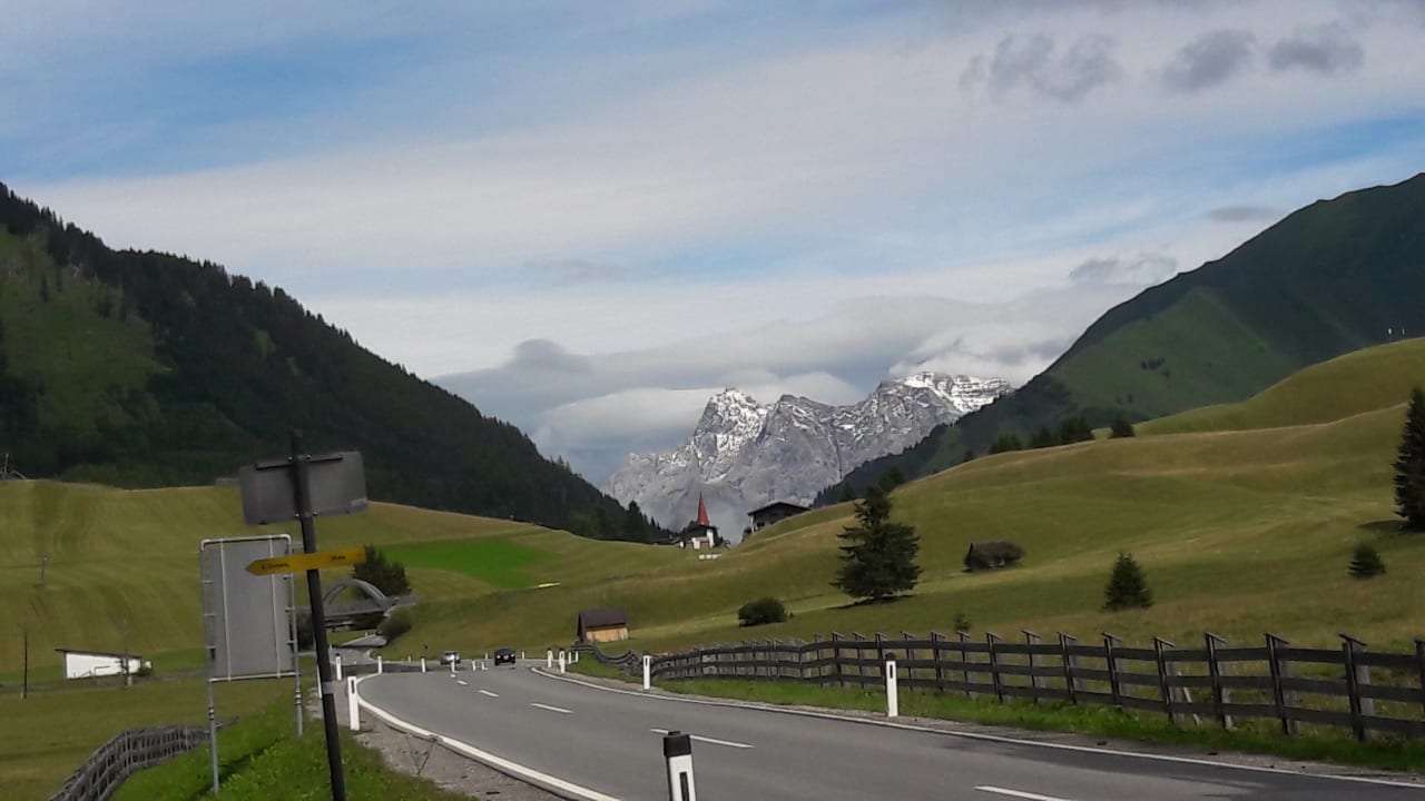 Außenansicht Alpenstern Pension & Suites