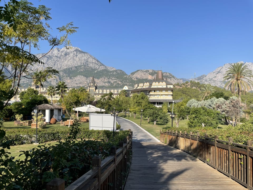 Gartenanlage Crystal Prestige Elite